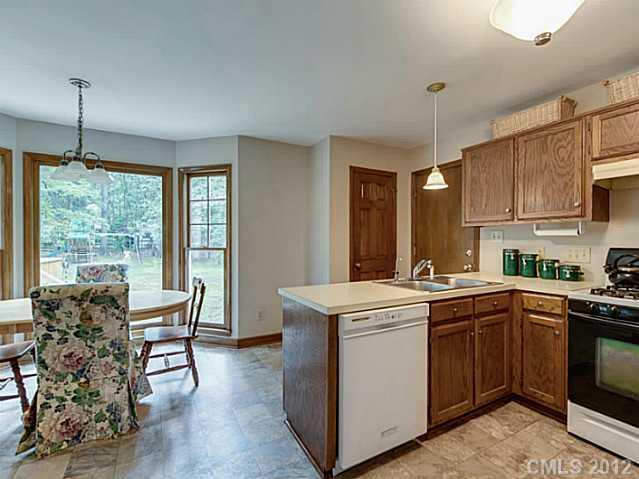 1221 Windy Hill Lane Matthews NC 28105
