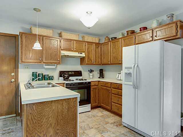 1221 Windy Hill Lane Matthews NC 28105