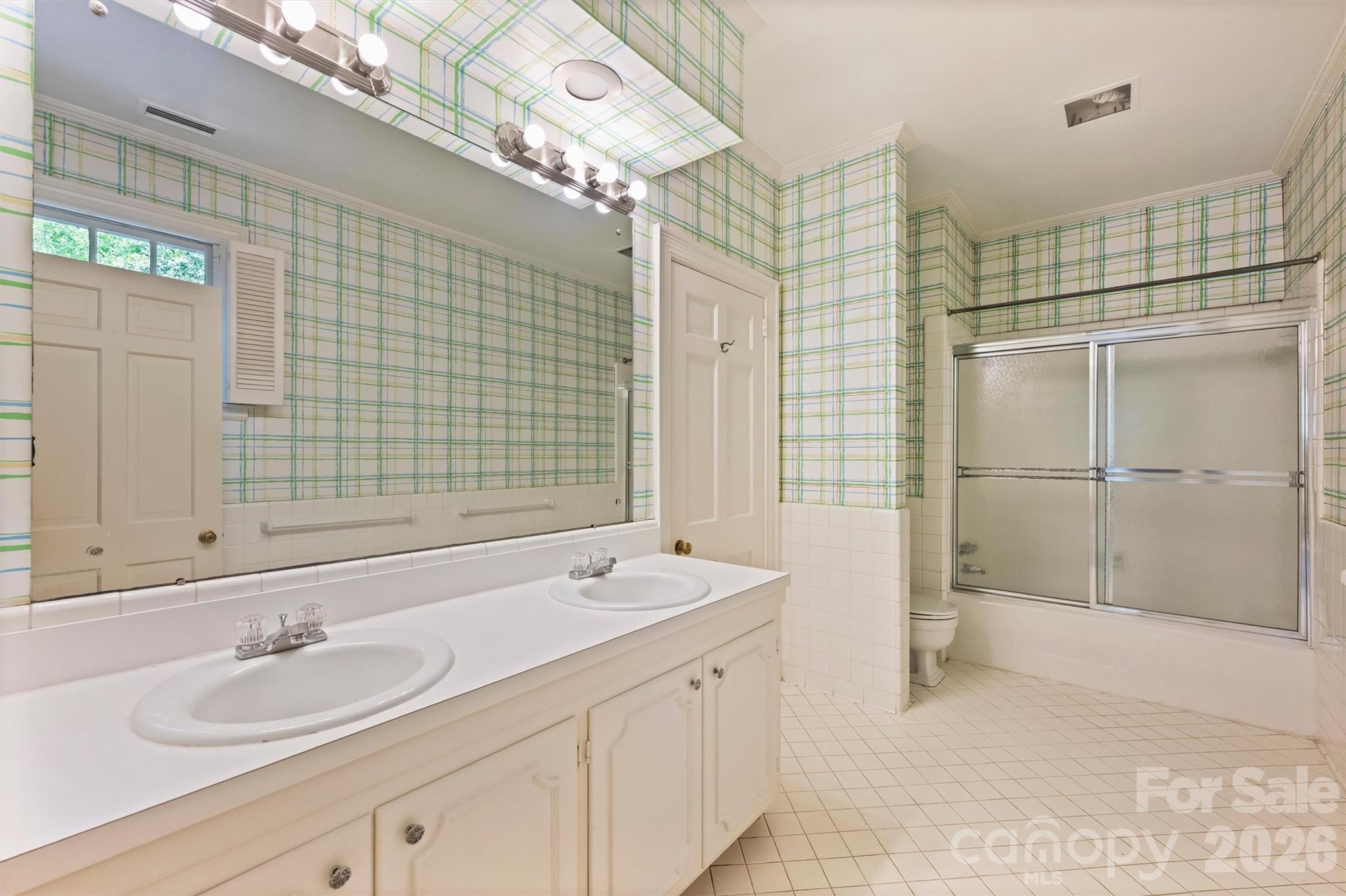 812 Ardsley Road Charlotte NC 28207