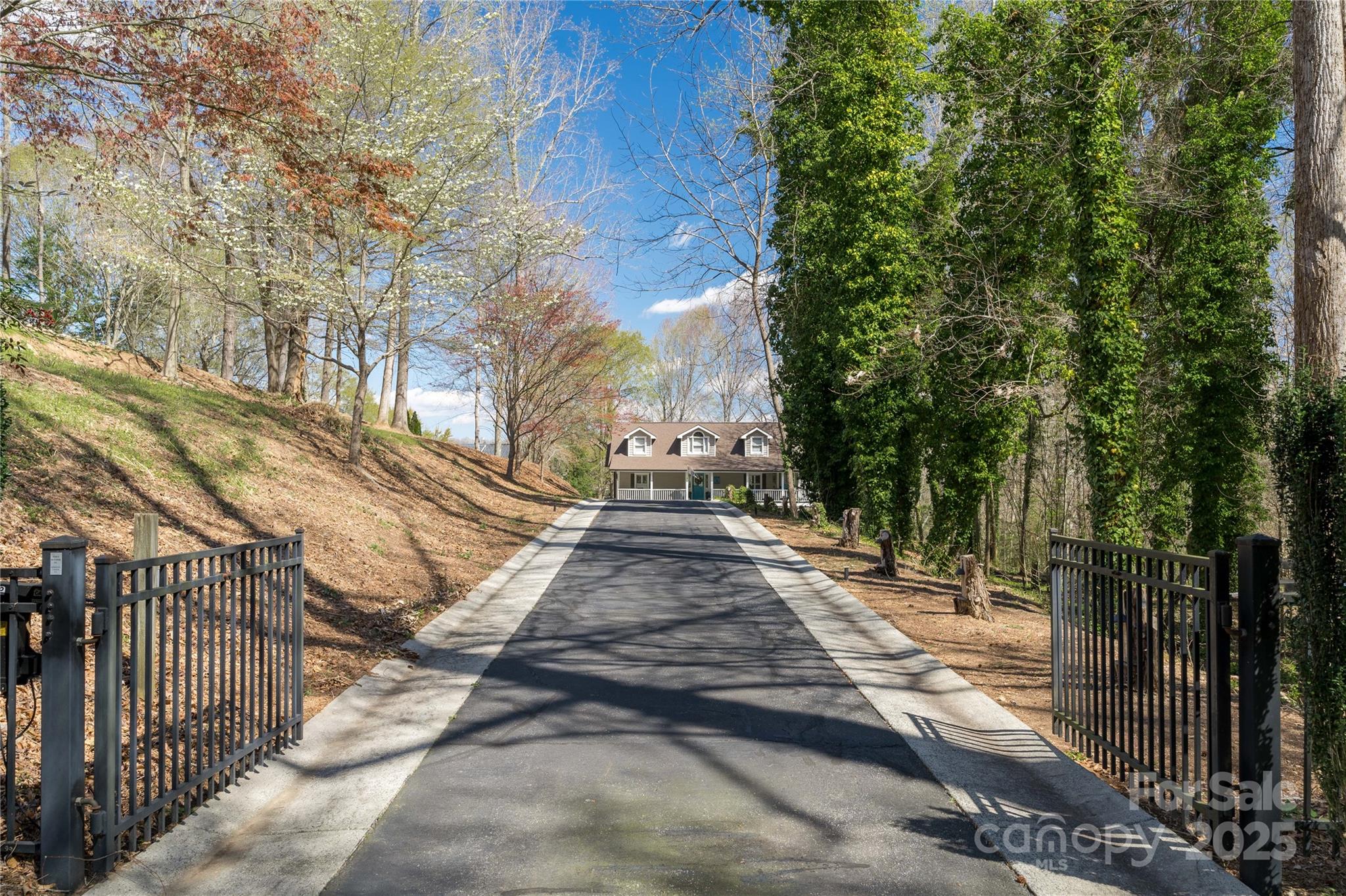 8172 Summit Ridge Drive Catawba NC 28609