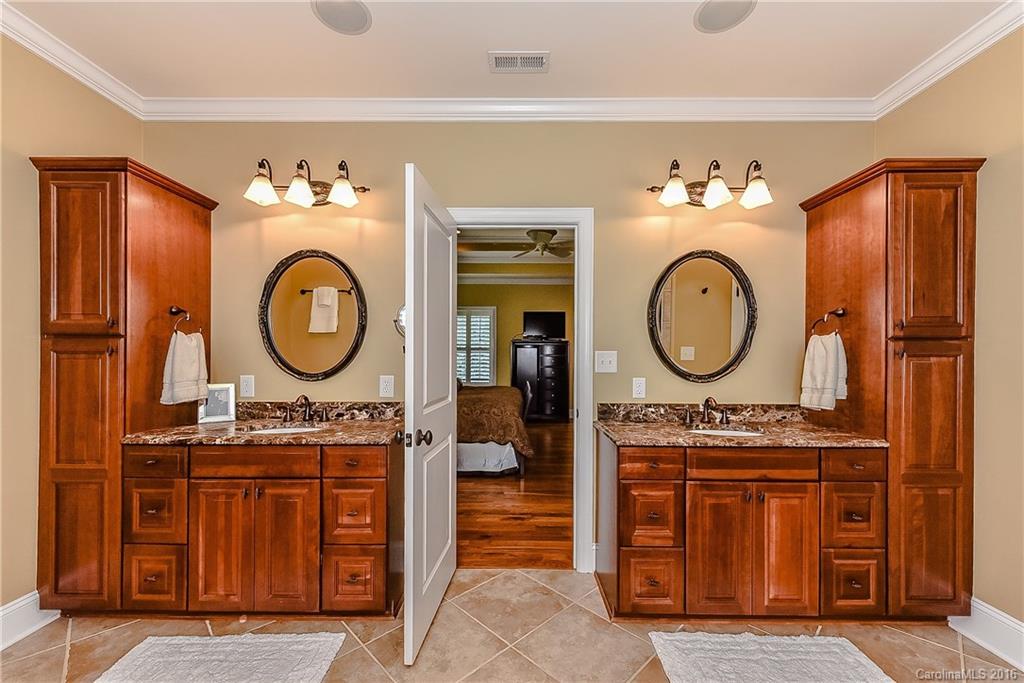 2216 Chesterfield Avenue Charlotte NC 28205