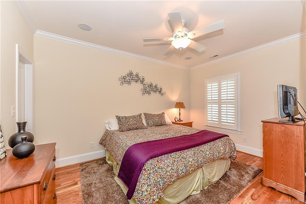2216 Chesterfield Avenue Charlotte NC 28205