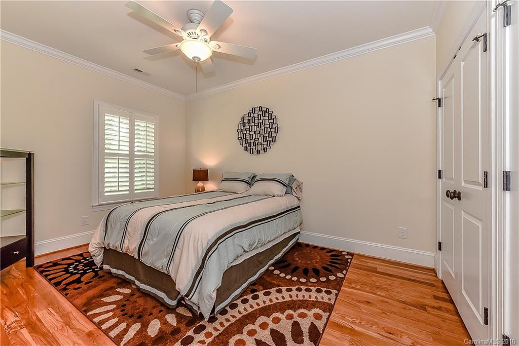 2216 Chesterfield Avenue Charlotte NC 28205