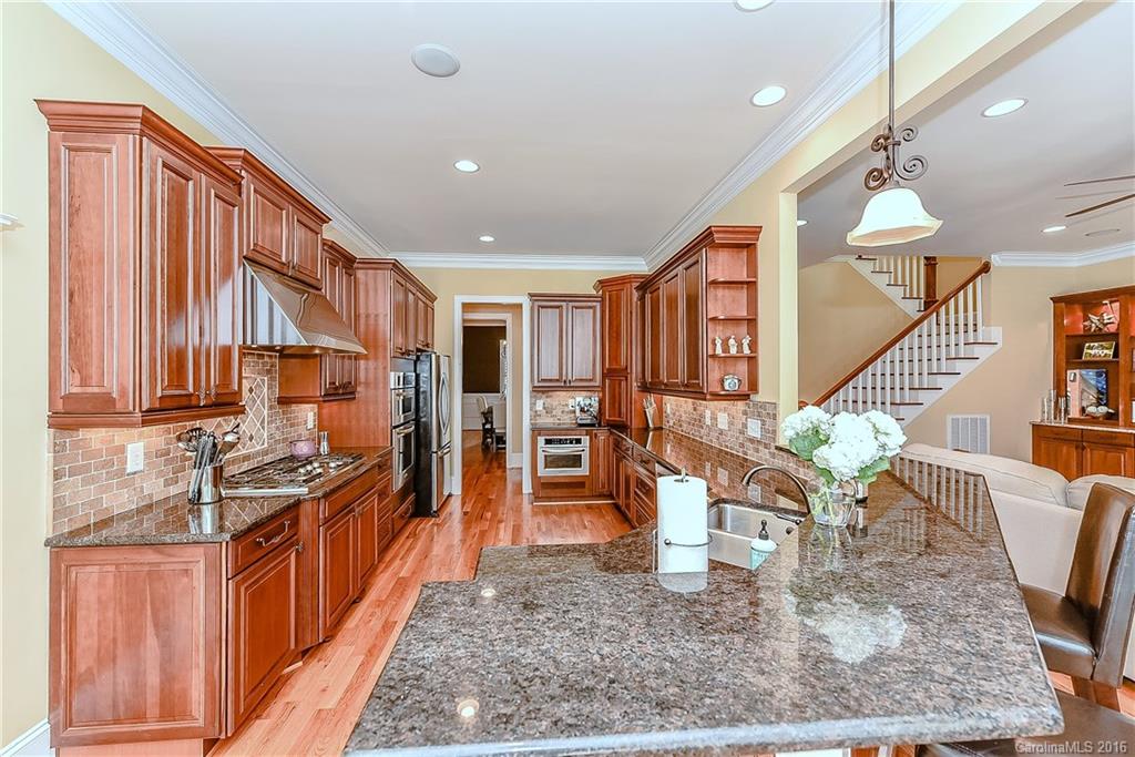 2216 Chesterfield Avenue Charlotte NC 28205