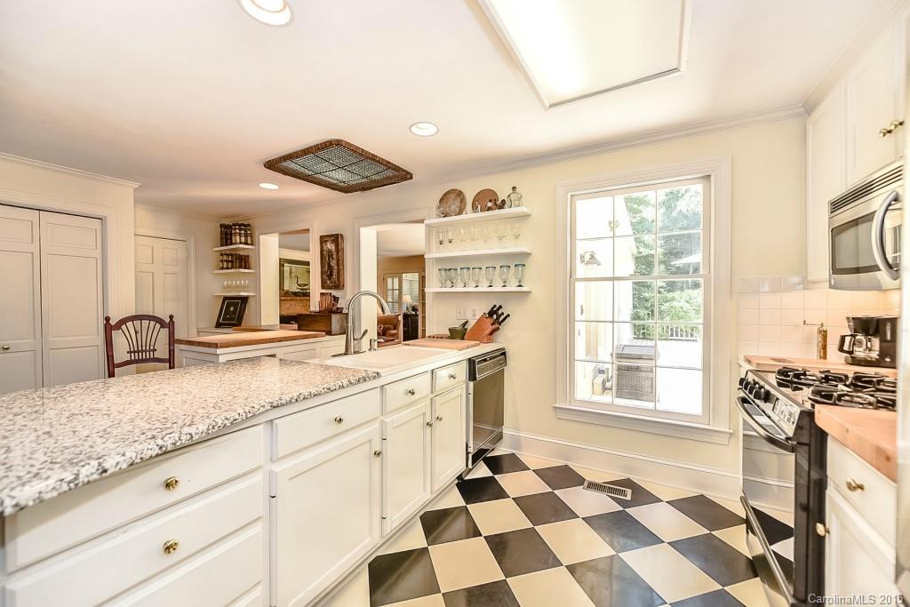 1538 Sterling Road Charlotte NC 28209