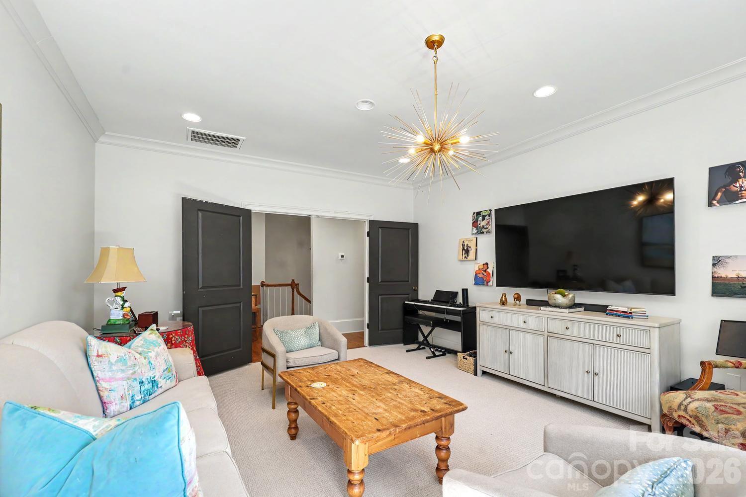 2744 Normandy Road Charlotte NC 28209