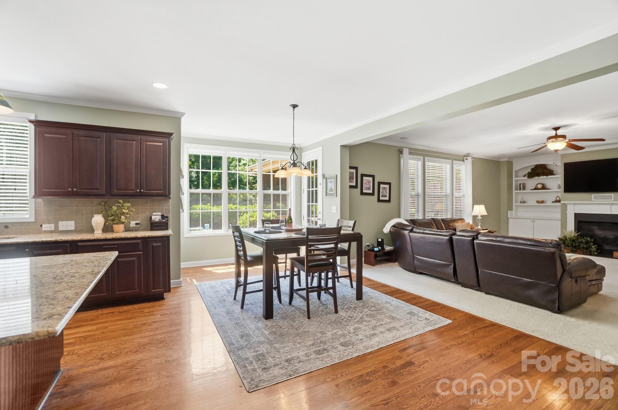 3219 Lakehurst Crossing Matthews NC 28104