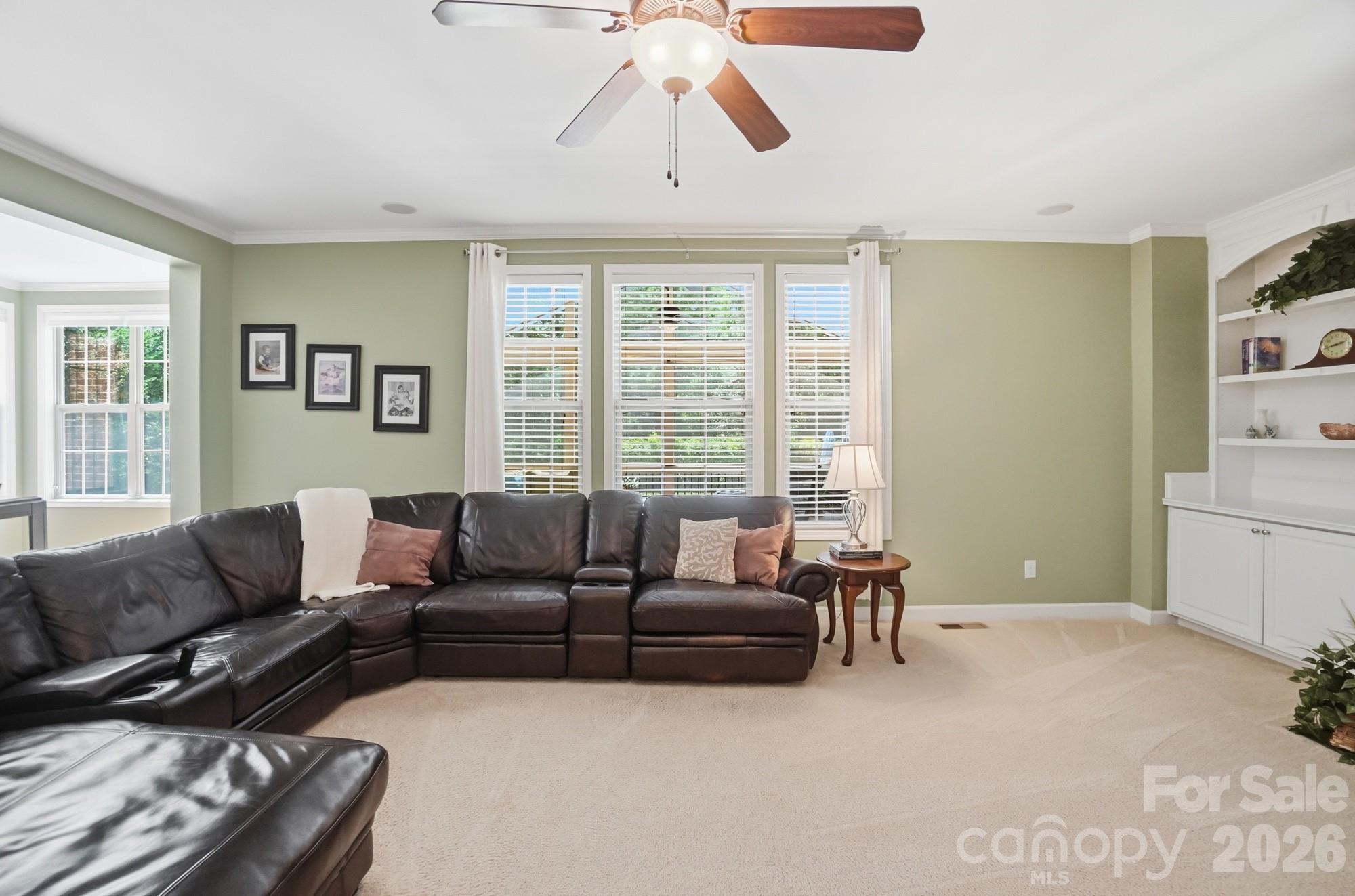 3219 Lakehurst Crossing Matthews NC 28104