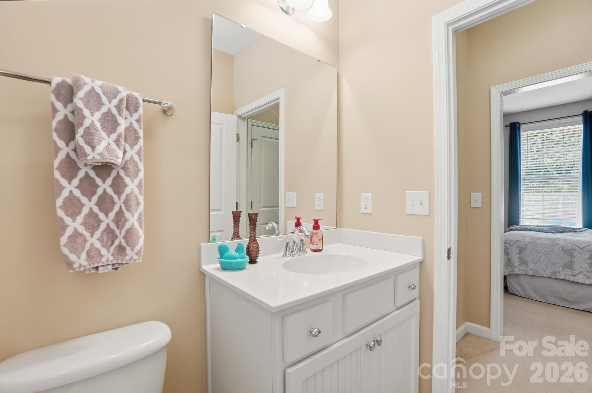 3219 Lakehurst Crossing Matthews NC 28104