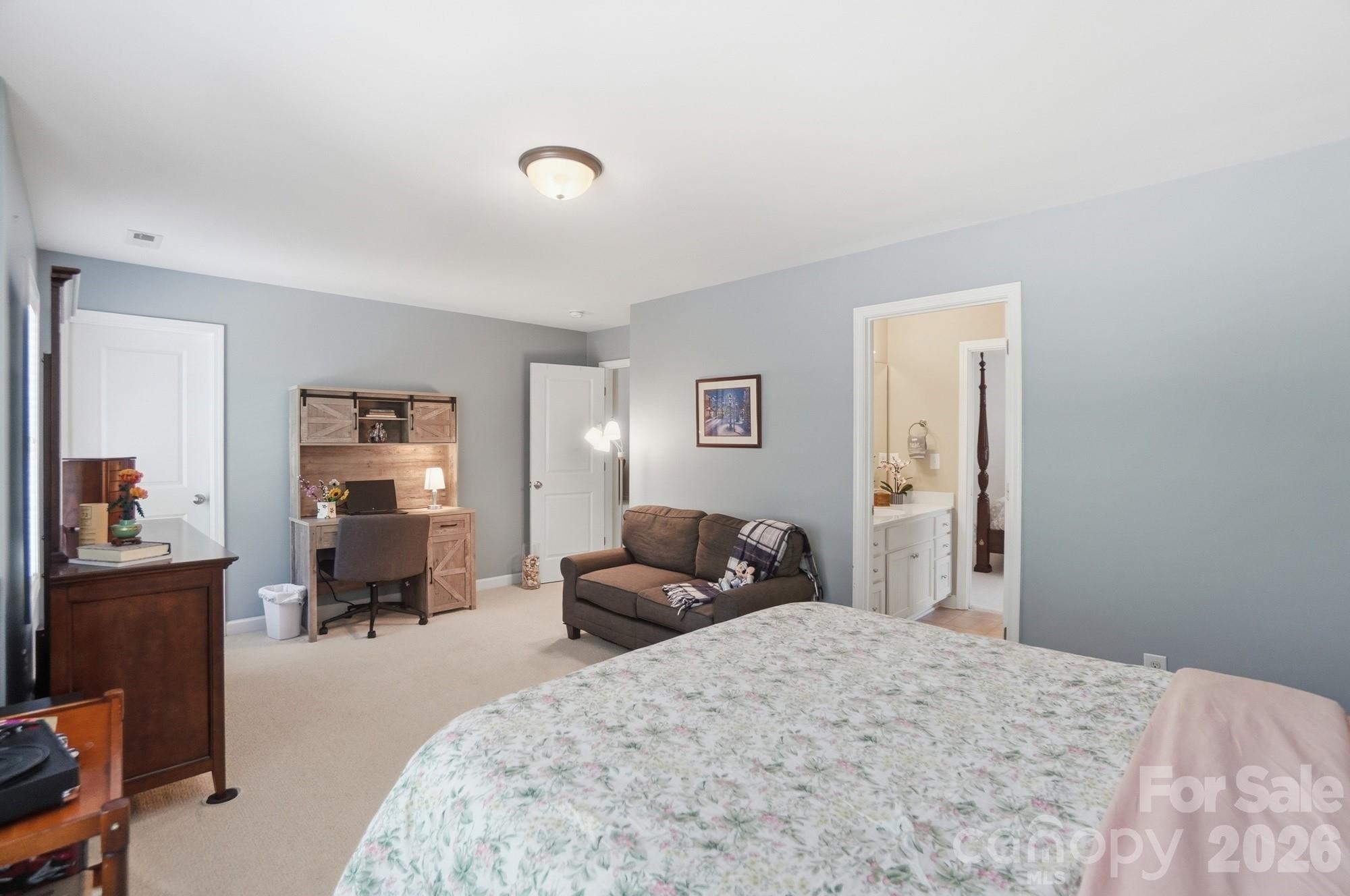 3219 Lakehurst Crossing Matthews NC 28104