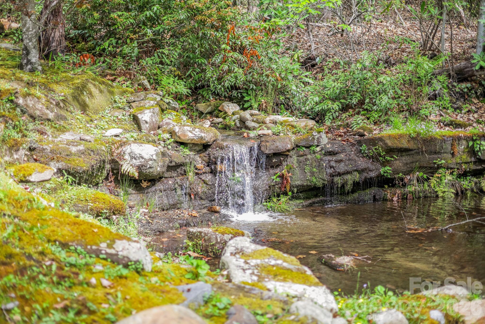 1052 Toxaway Drive Lake Toxaway NC 28747