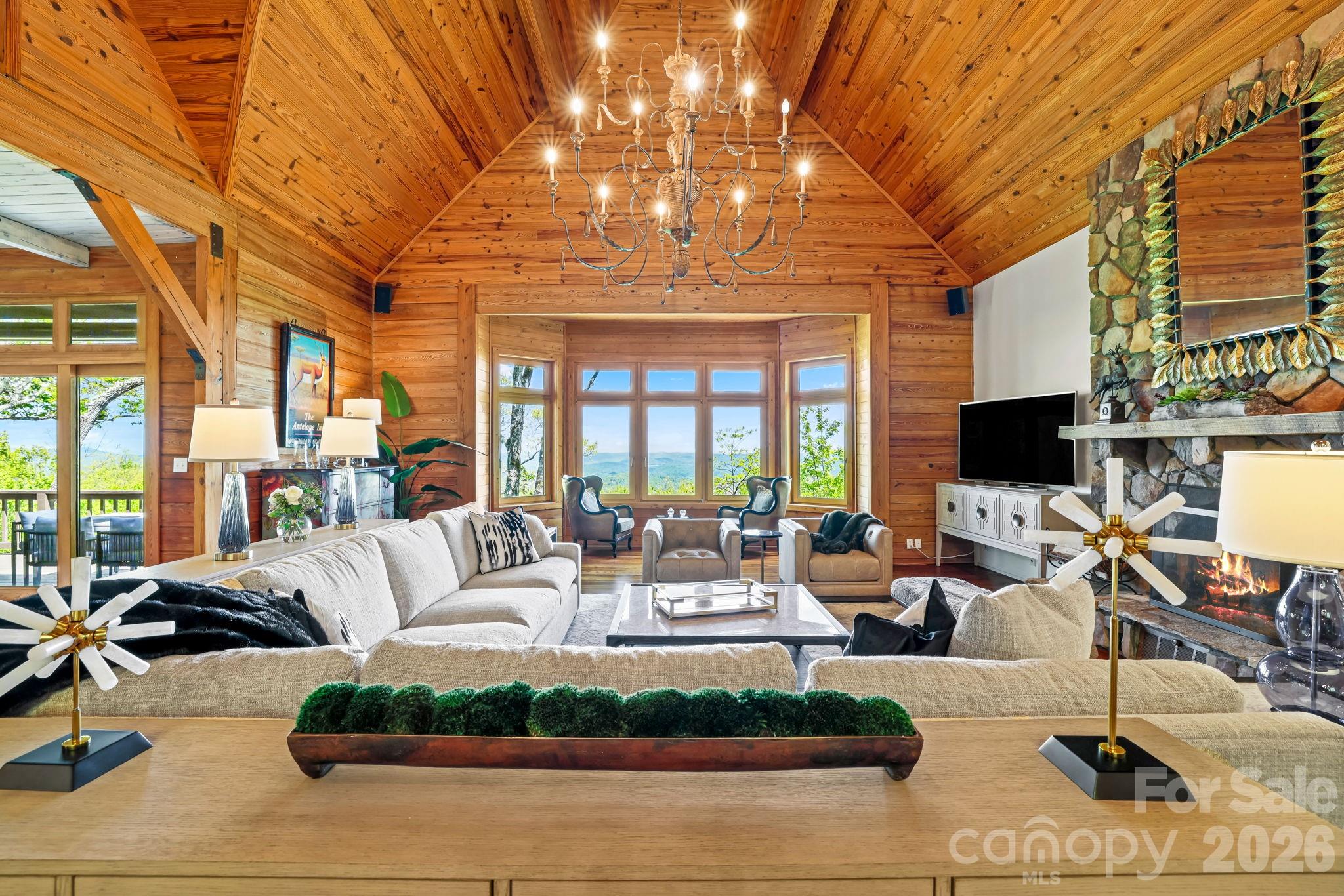 1052 Toxaway Drive Lake Toxaway NC 28747