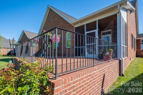 141 Spring Forest Drive Shelby NC 28152