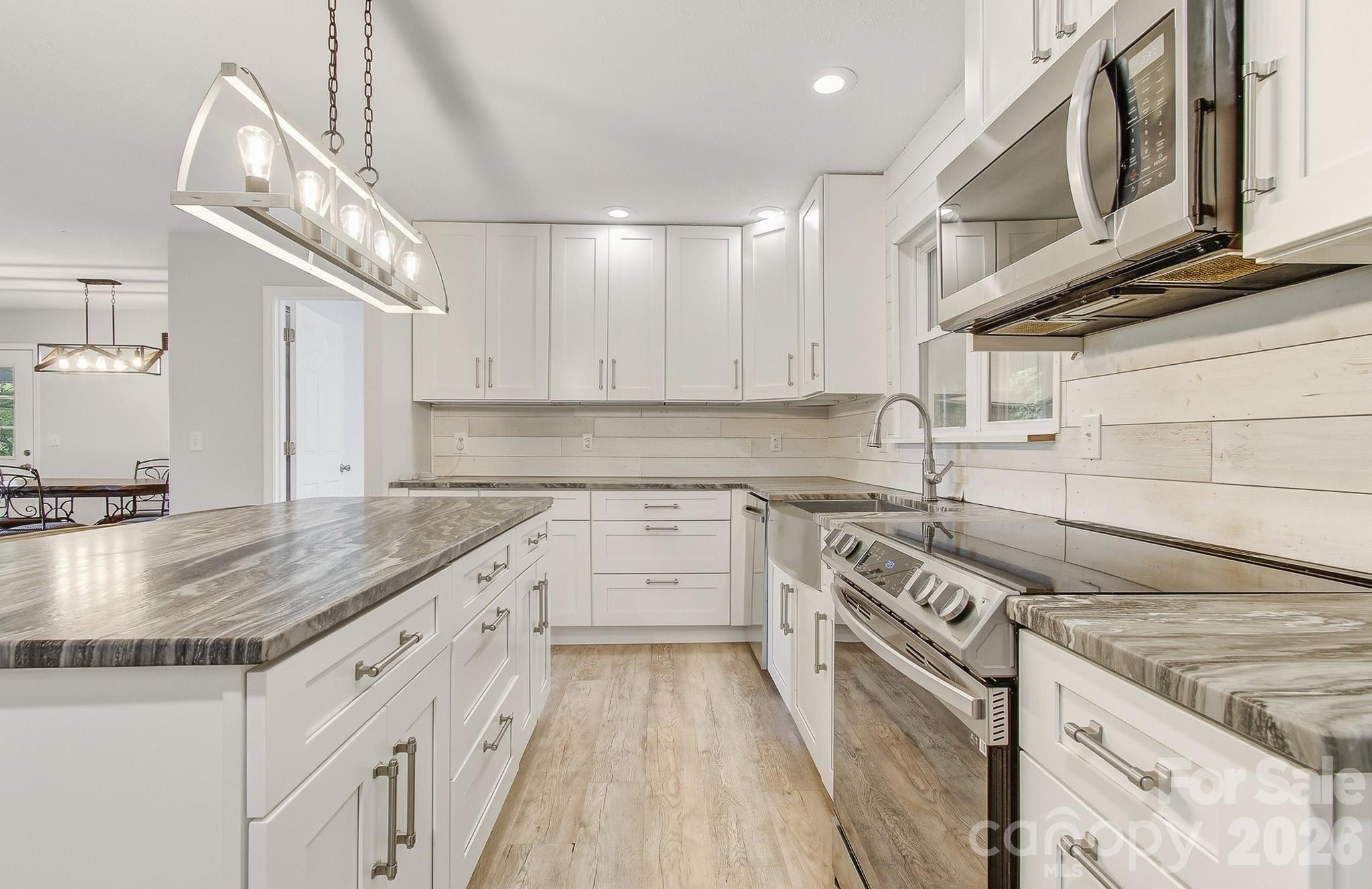 2131 Coleman Mountain Road Waynesville NC 28785