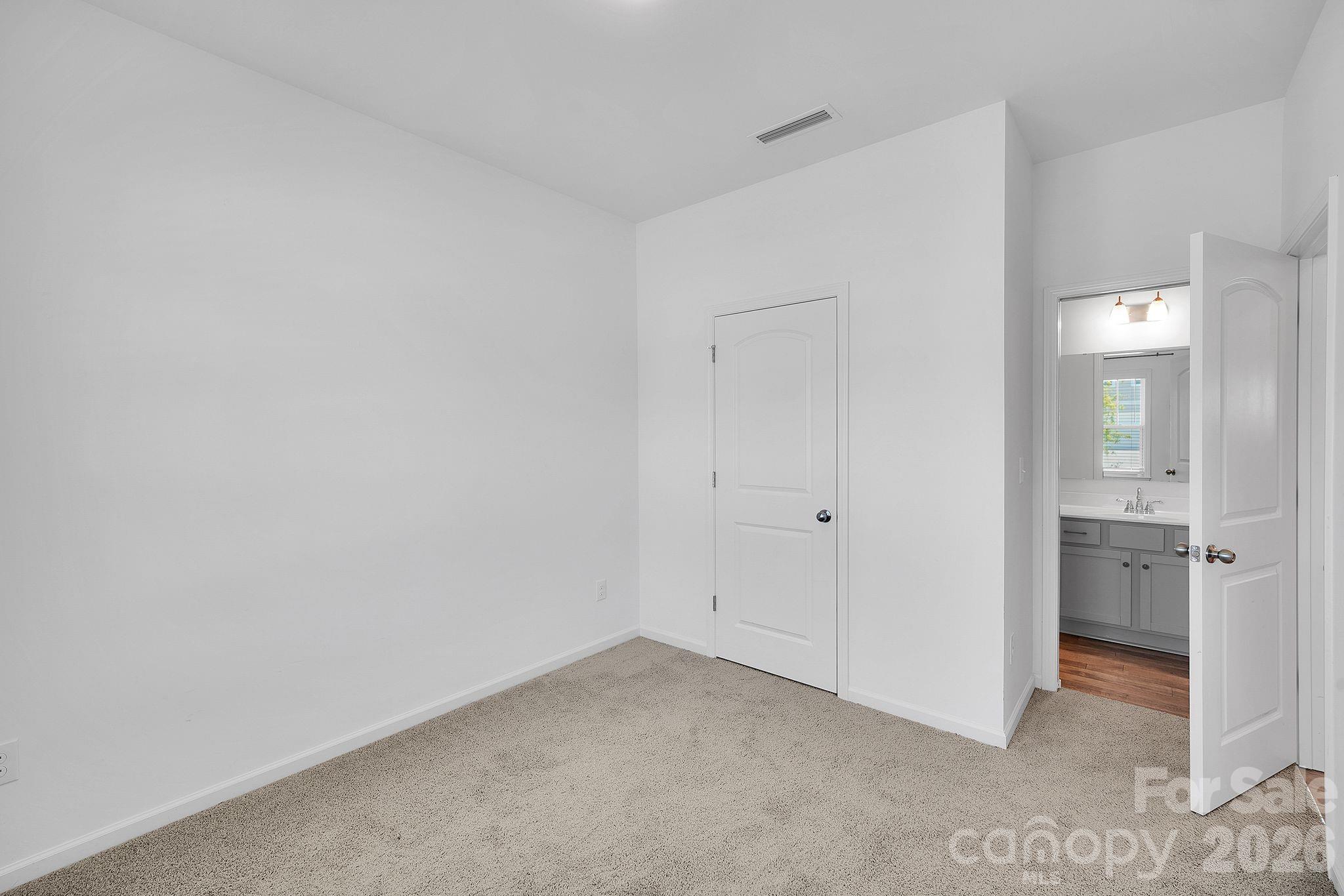 1224 Maxwell Court Dallas NC 28034