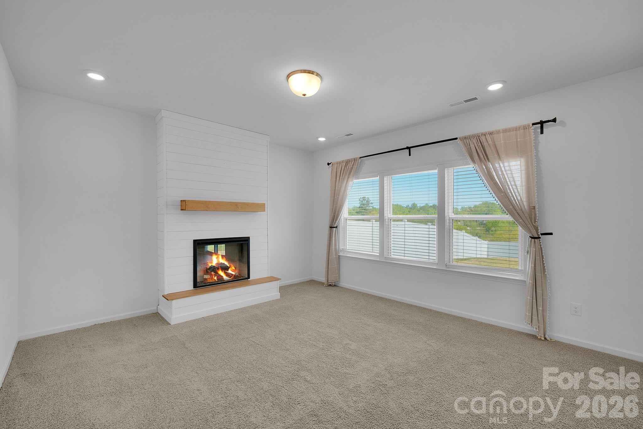 1224 Maxwell Court Dallas NC 28034