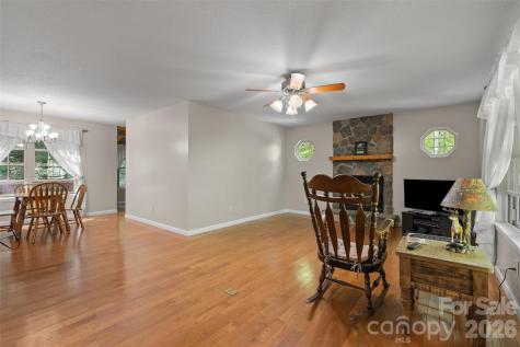 93 Streamside Drive Waynesville NC 28785