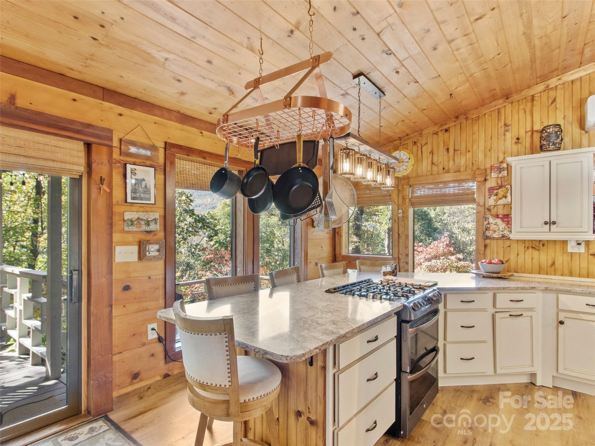 354 Big Ridge Road Burnsville NC 28714