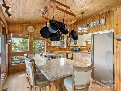 354 Big Ridge Road Burnsville NC 28714