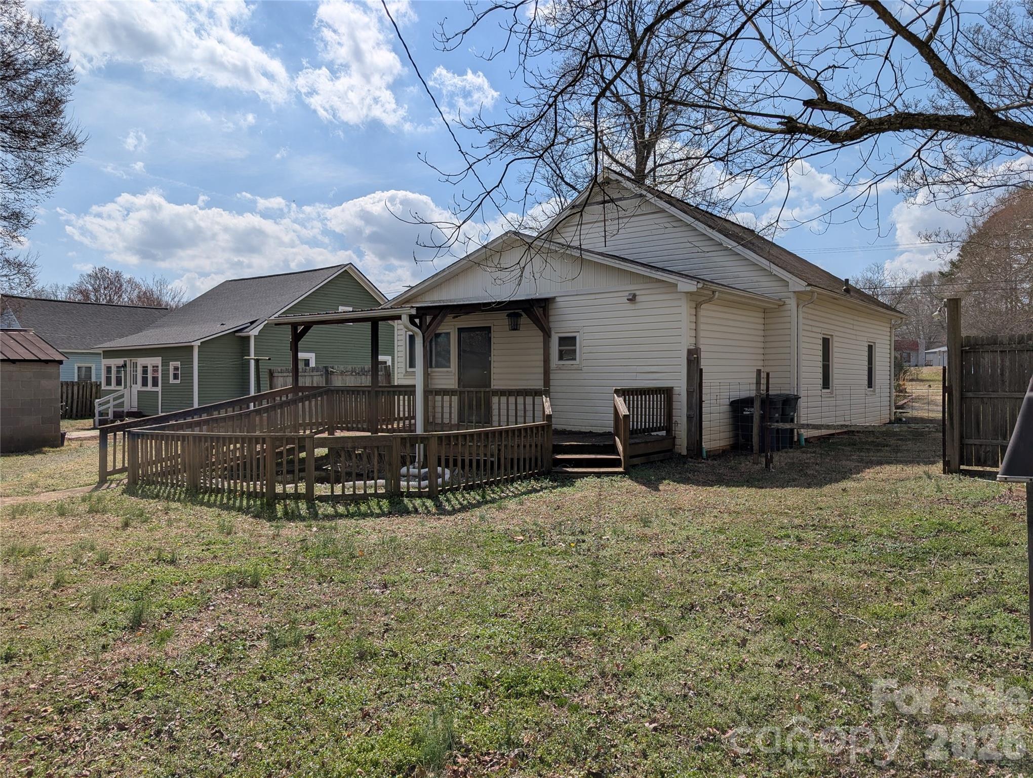 633 S Eastway Drive Troutman NC 28166