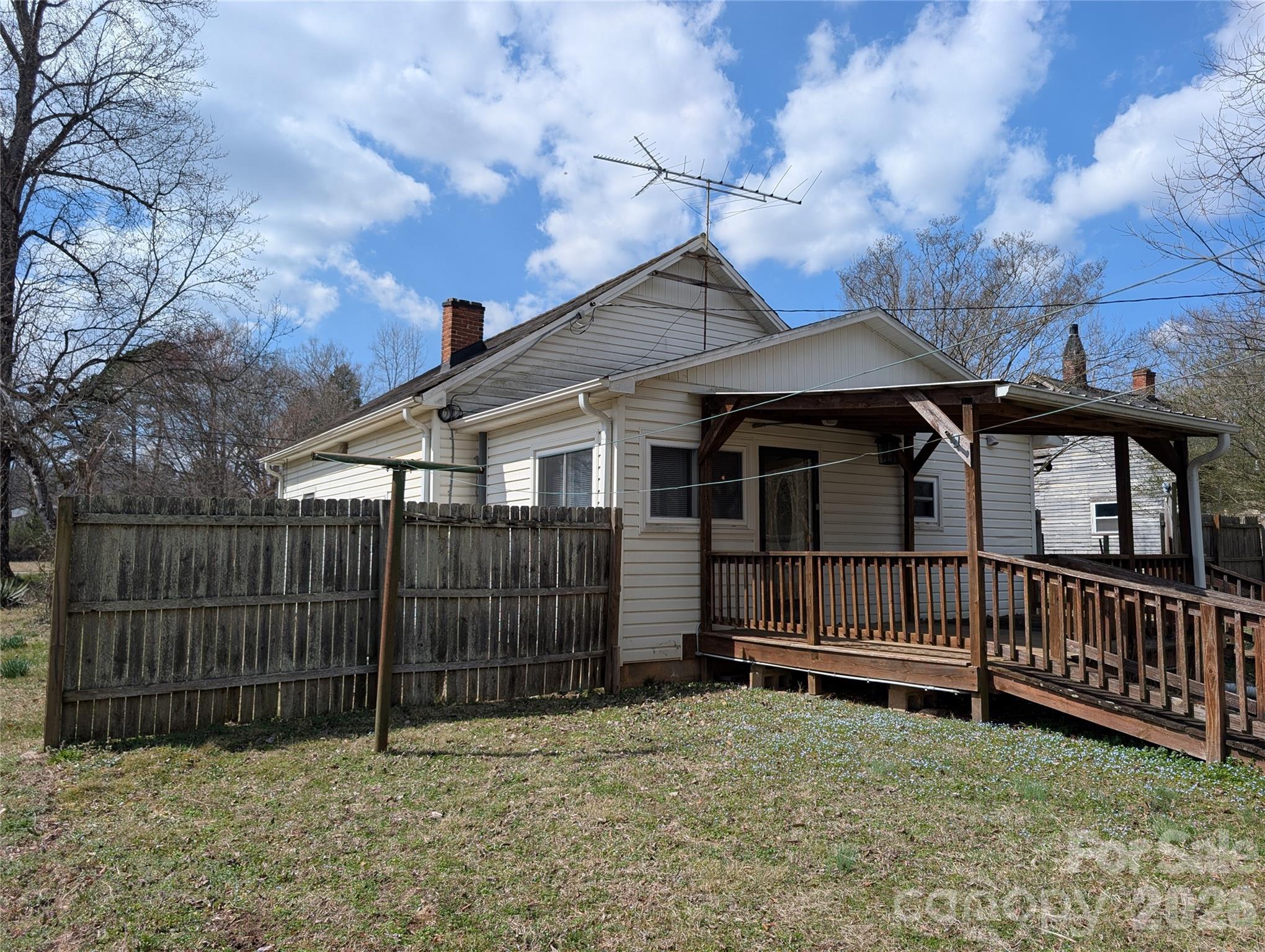 633 S Eastway Drive Troutman NC 28166