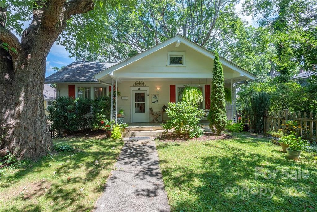 17 Vandalia Avenue Asheville NC 28806