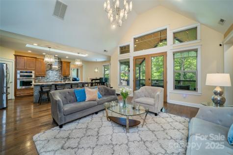 20 Angler Trail Asheville NC 28803