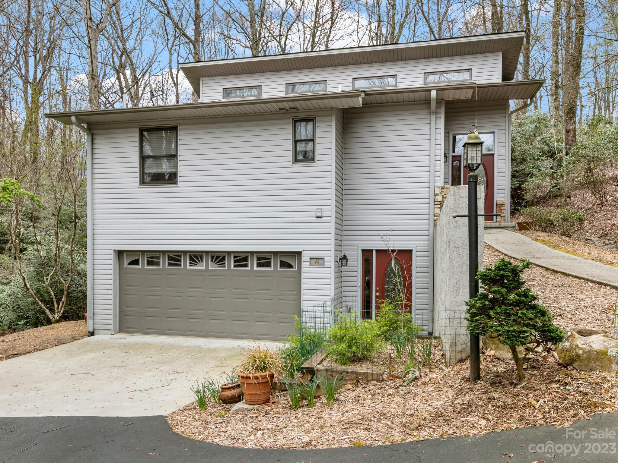 6 Duya Court Brevard NC 28712
