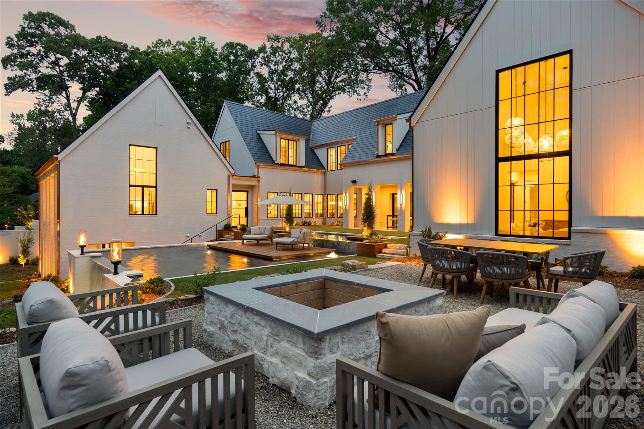 4111 Columbine Circle Charlotte NC 28211