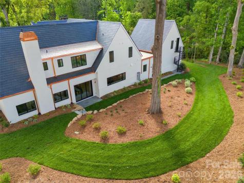 4111 Columbine Circle Charlotte NC 28211