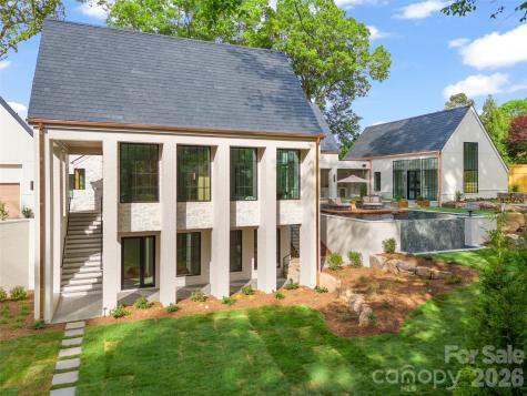 4111 Columbine Circle Charlotte NC 28211