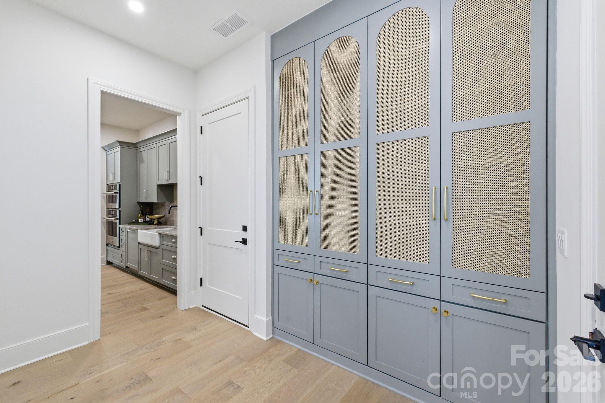 3028 Eastham Lane Charlotte NC 28209