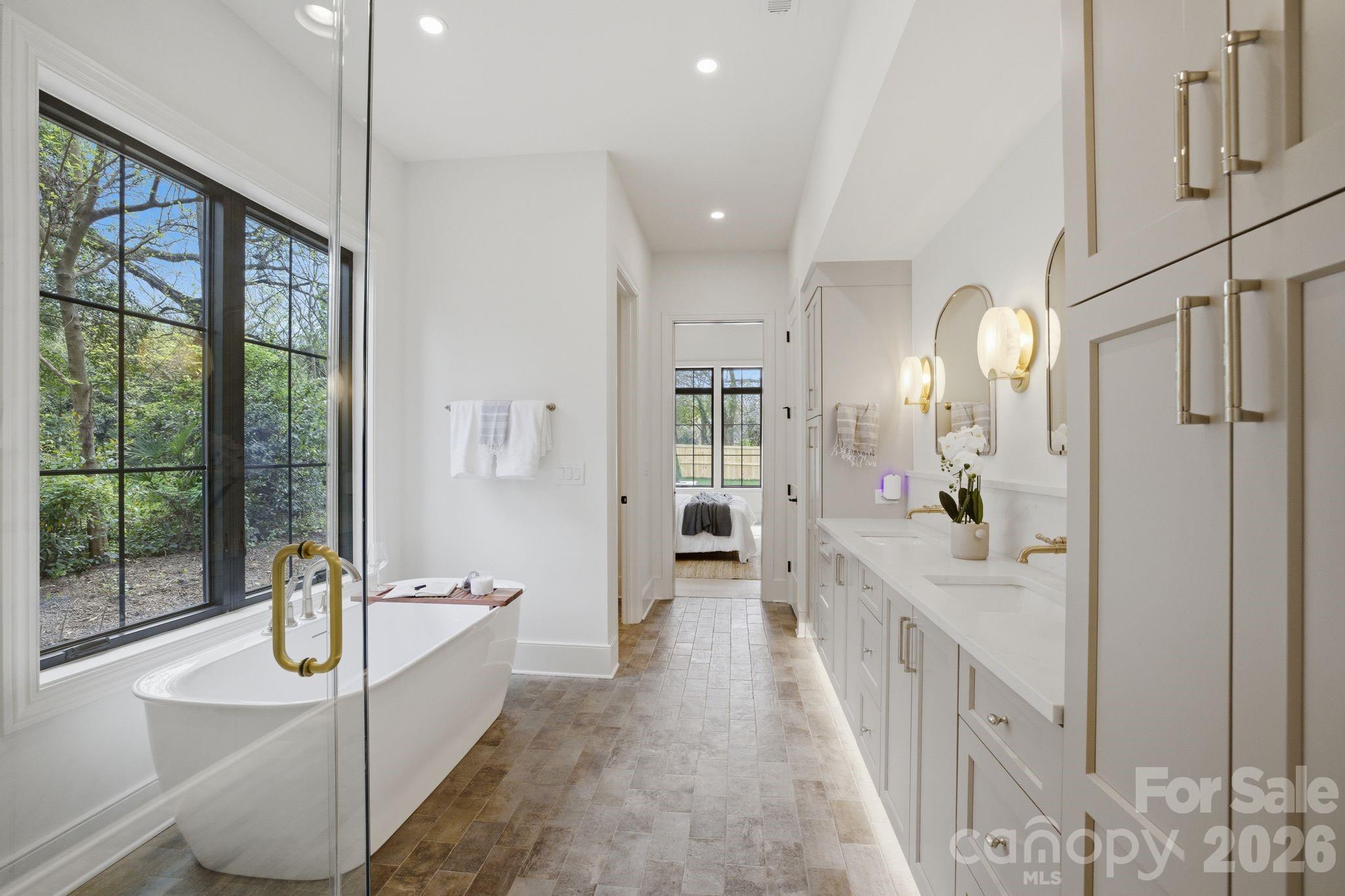 3028 Eastham Lane Charlotte NC 28209