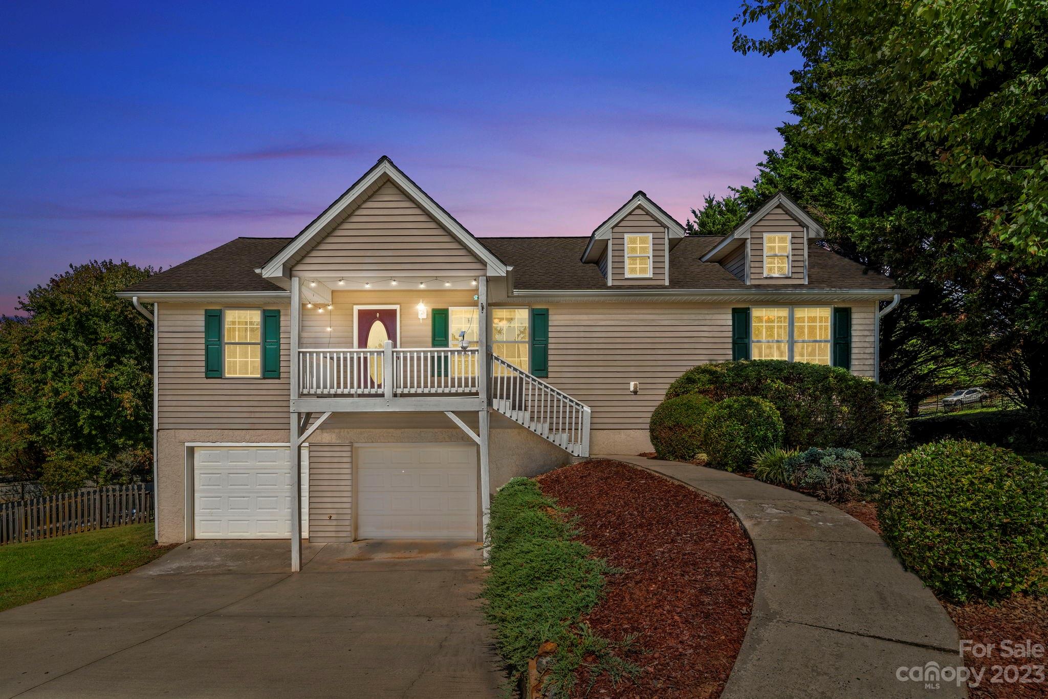 15 Viewpointe Lane Asheville NC 28806