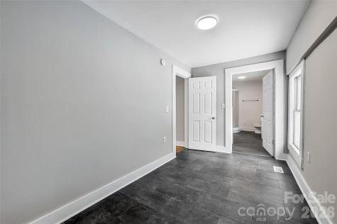 21 Hilldale Road Asheville NC 28803