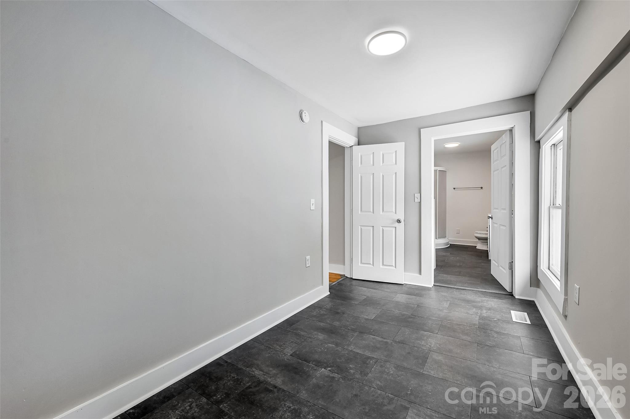 21 Hilldale Road Asheville NC 28803