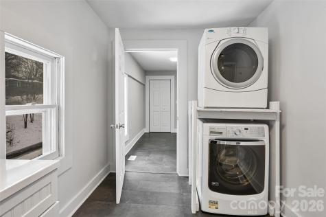 21 Hilldale Road Asheville NC 28803