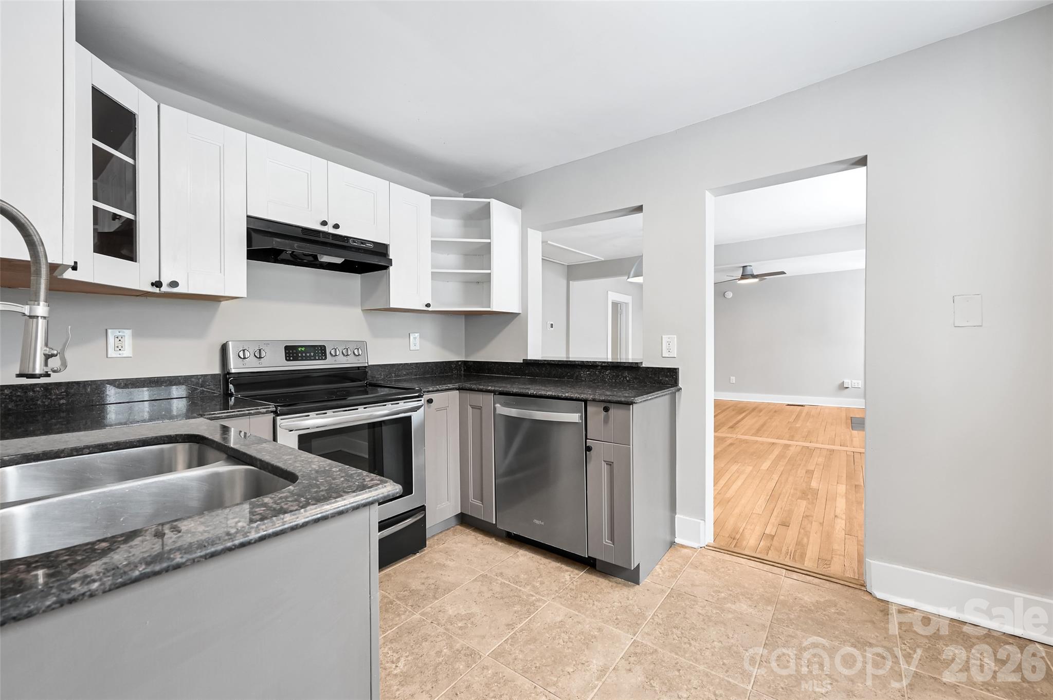 21 Hilldale Road Asheville NC 28803