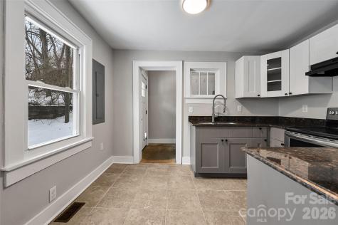 21 Hilldale Road Asheville NC 28803