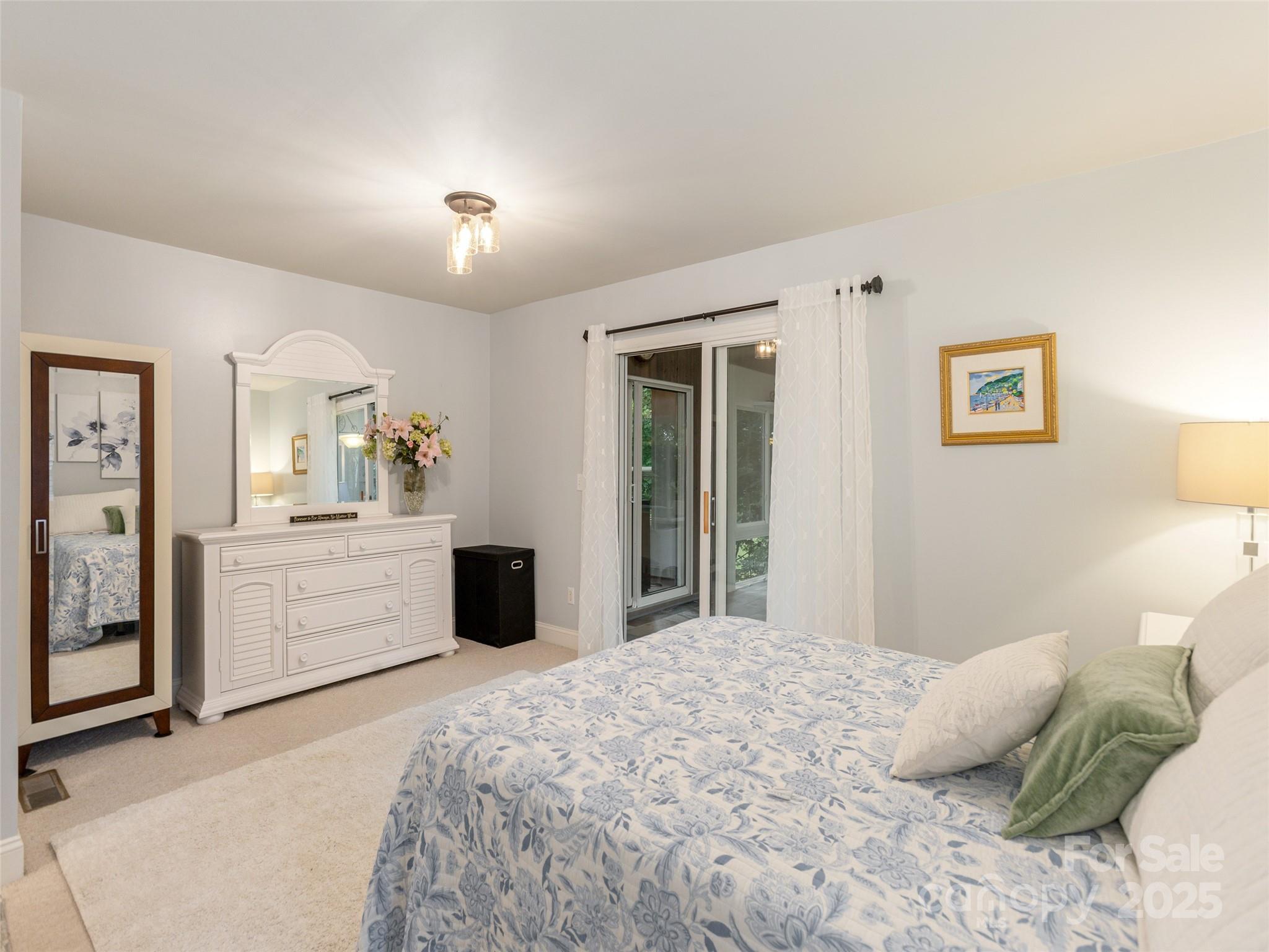 210 Black Oak Lane Hendersonville NC 28791