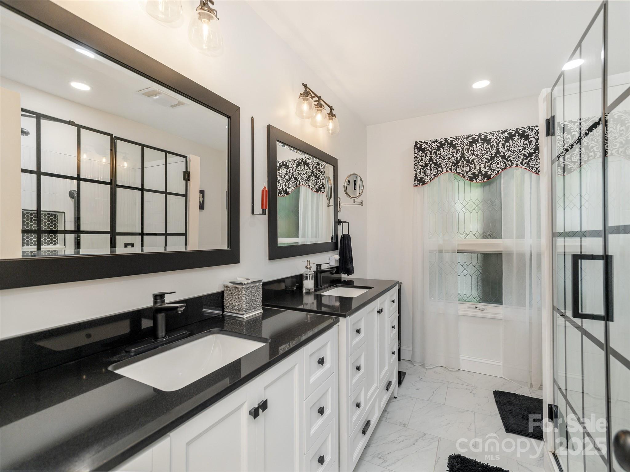 210 Black Oak Lane Hendersonville NC 28791