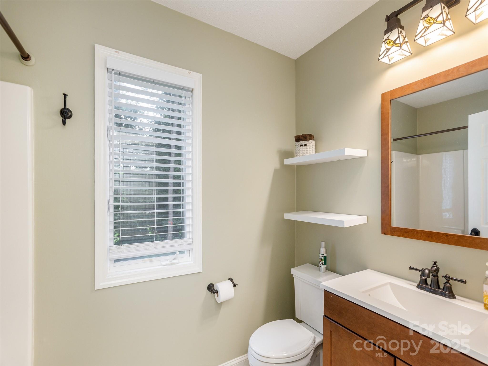 210 Black Oak Lane Hendersonville NC 28791