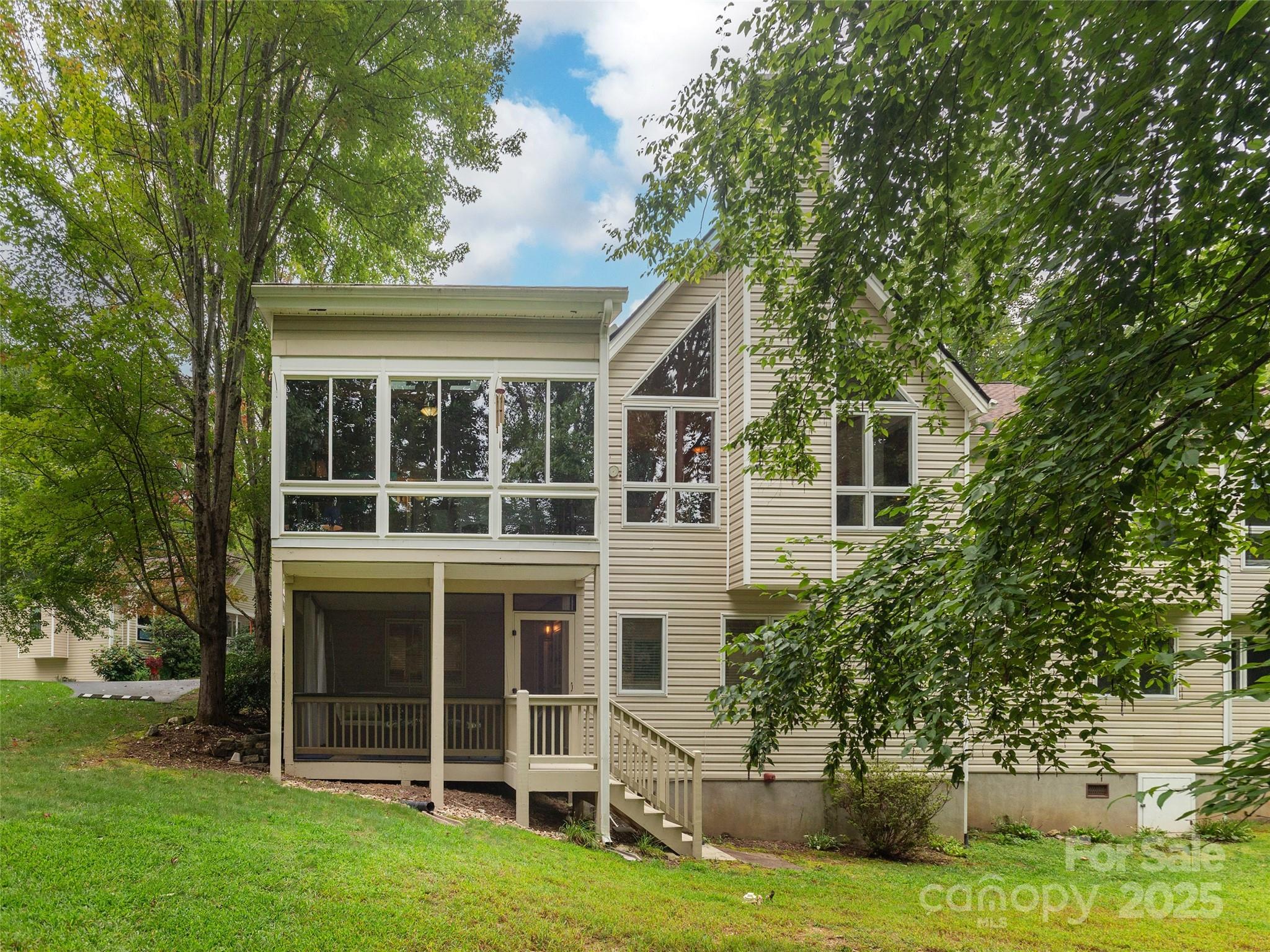 210 Black Oak Lane Hendersonville NC 28791
