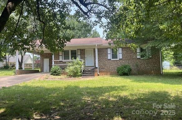 1327 1/2 Crestview Drive Shelby NC 28150