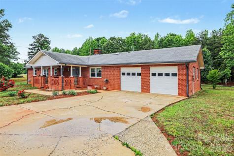 105 Fox Fire Run Gastonia NC 28052