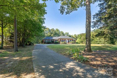124 Windsor Greene Drive Monroe NC 28110