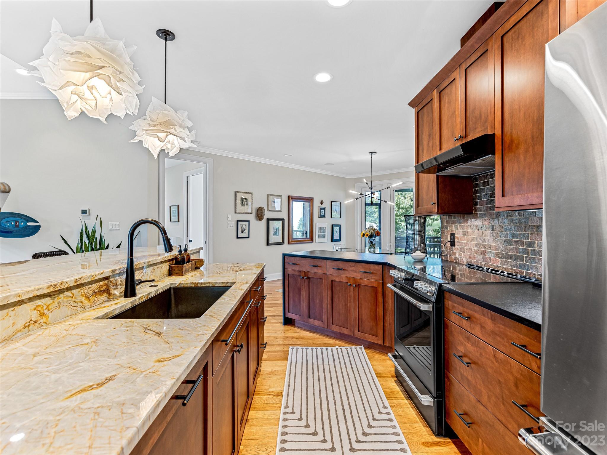 88 Chantilly Drive Asheville NC 28804