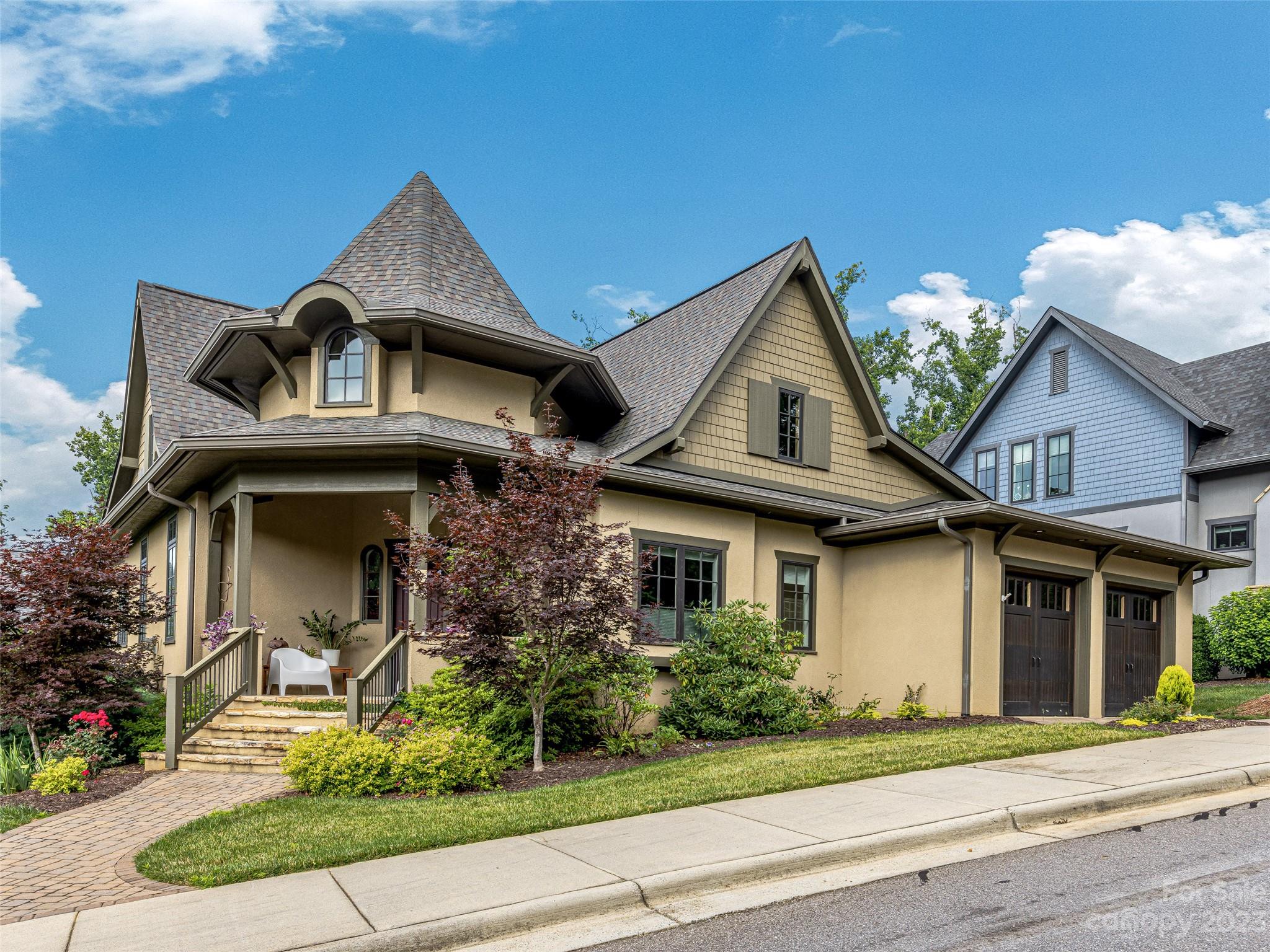 88 Chantilly Drive Asheville NC 28804