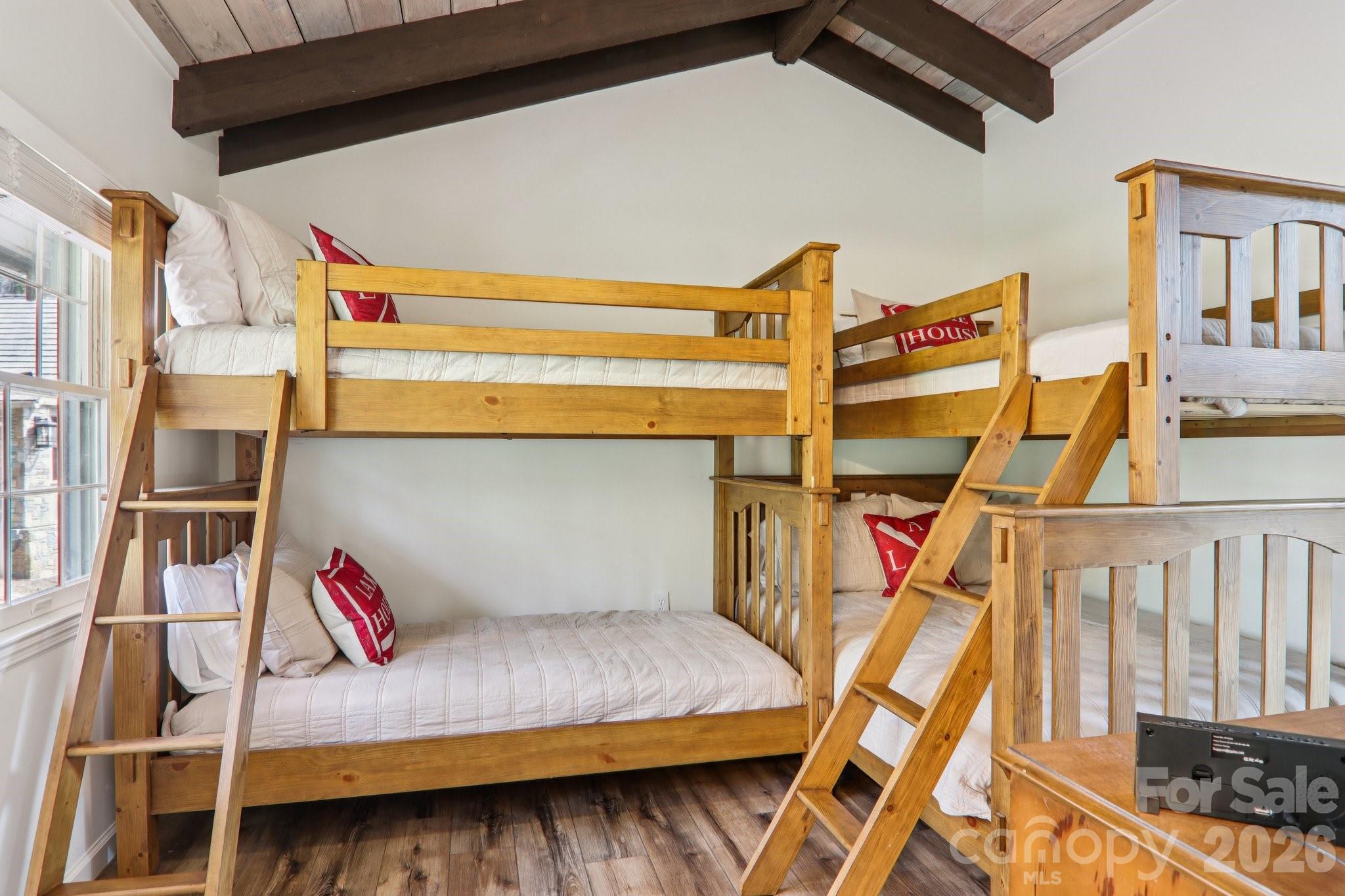 987 Cold Mountain Road Lake Toxaway NC 28747