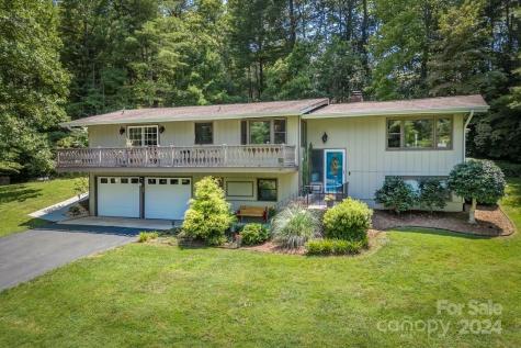105 E Whisperwood Circle Hendersonville NC 28791